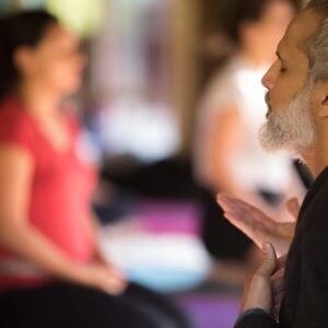 Curso de Aprofundamento em Yoga e Meditação